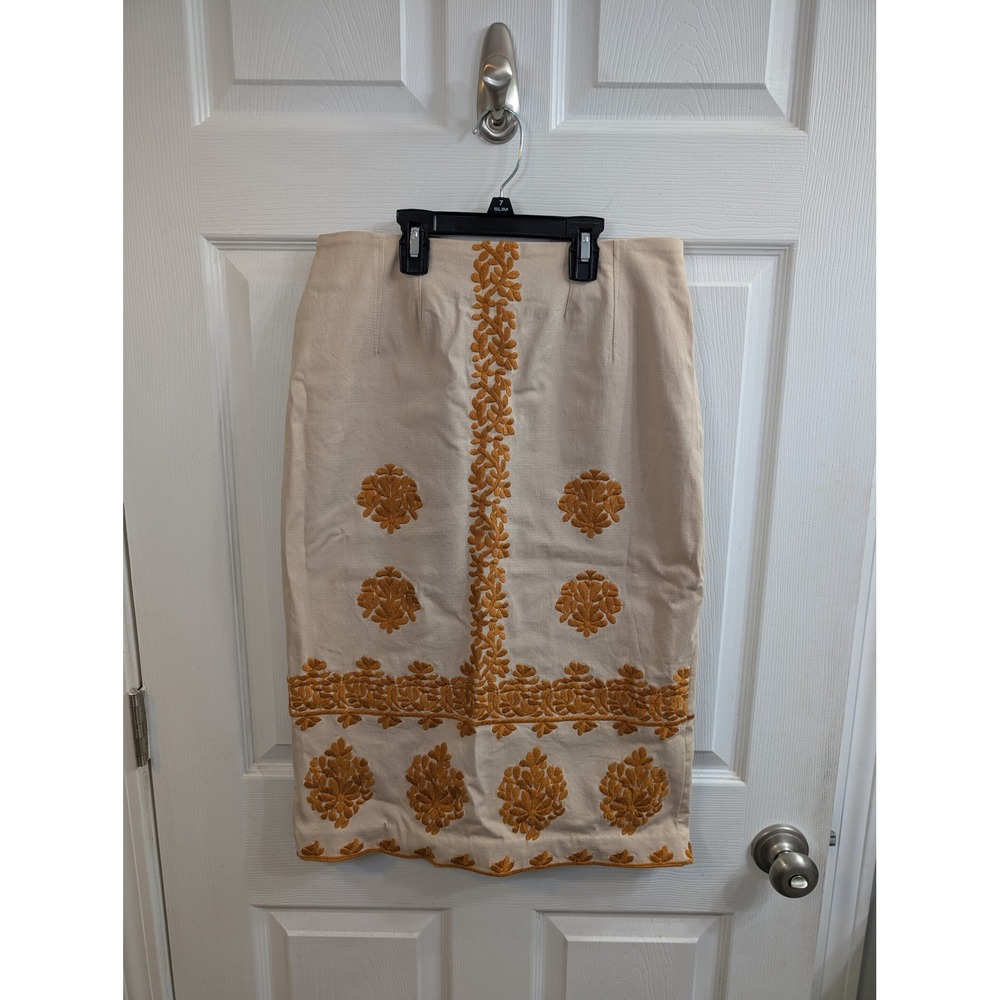Anthropologie Verona Pencil Skirt Women NWT Embroidered Floral Midi NWT - Size 6